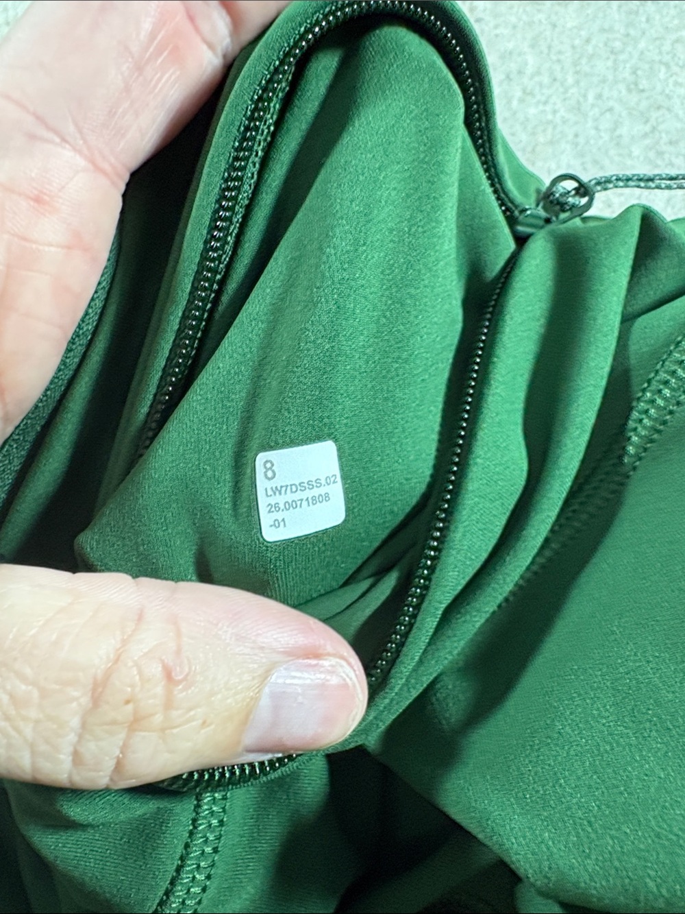 Lululemon No Line HR Run Short 8" Ivy Grove Green Size 8 Smooth Front NWT - Picture 4 of 6